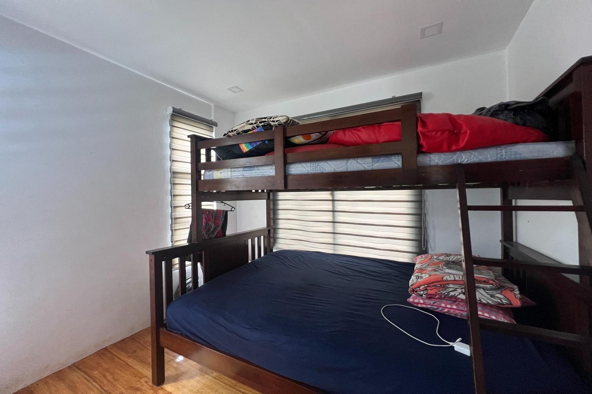 Lover'S Point Beach Front Resort Lian Exteriör bild